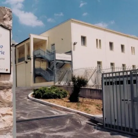 Chiostro Delle Cererie Matera