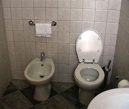 Chiostro Delle Cererie Matera