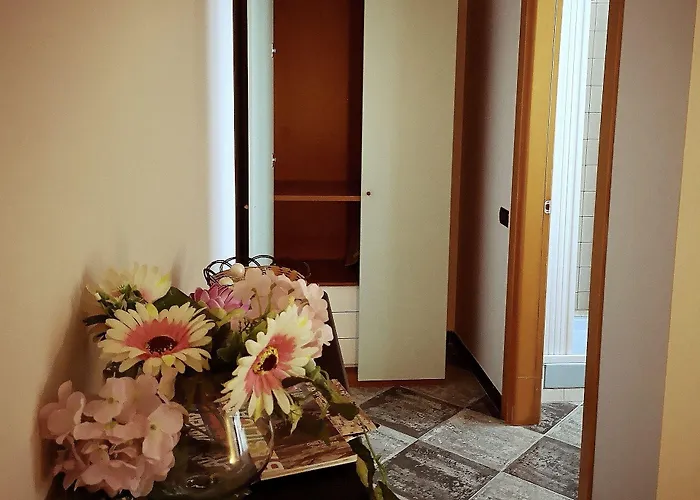 Chiostro Delle Cererie 2*